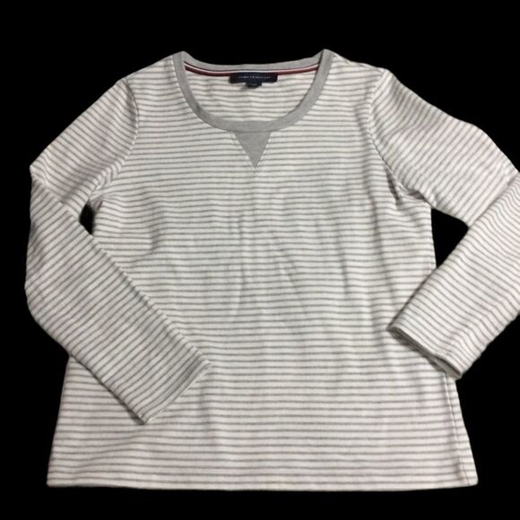 Stripped Tommy Hilfiger Top - Picture 1 of 10